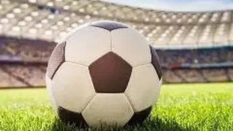 姆伯莫力促曼联与喀麦隆和平协商，共创回国良策避免误会升级